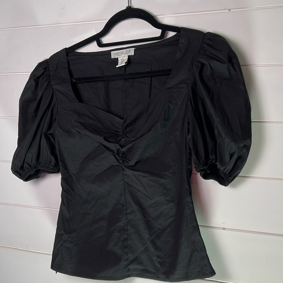 Rachel Zoe Tops - Rachel Zoe small black top with fluffy sleeves. A177